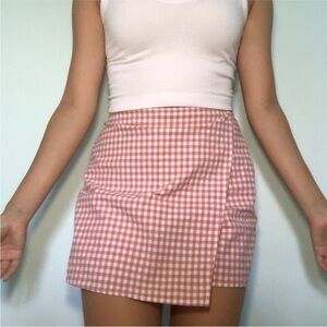 Hollister High-Rise Red Gingham Wrap-Front Mini Skort Size XS